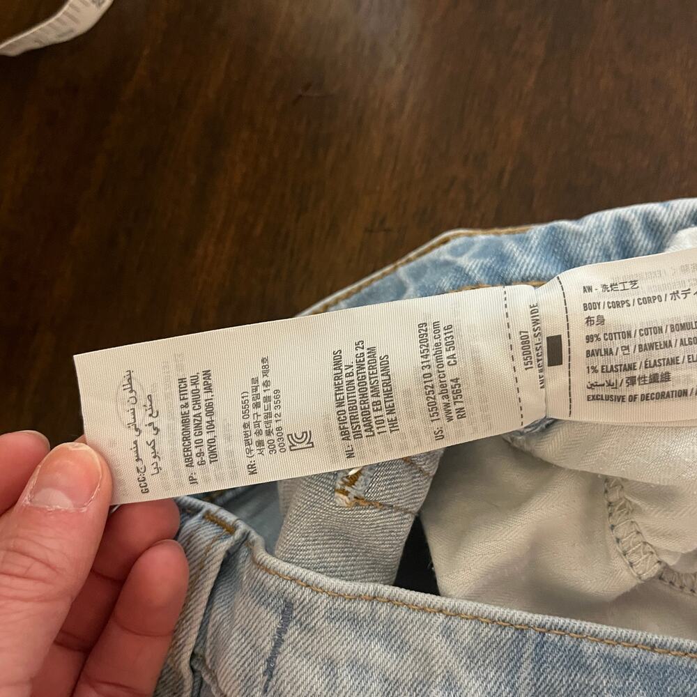 Abercrombie & Fitch A&F The Skinny High Rise Distressed Jeans Light Wash 27 / 4s - Picture 8 of 8